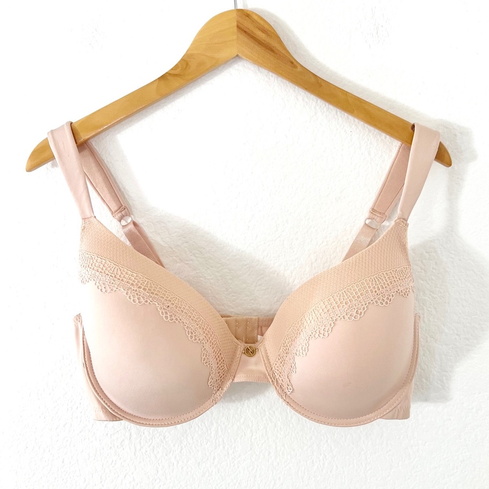 Adrienne Vittadini Studio Tan Bra 40D NWOT